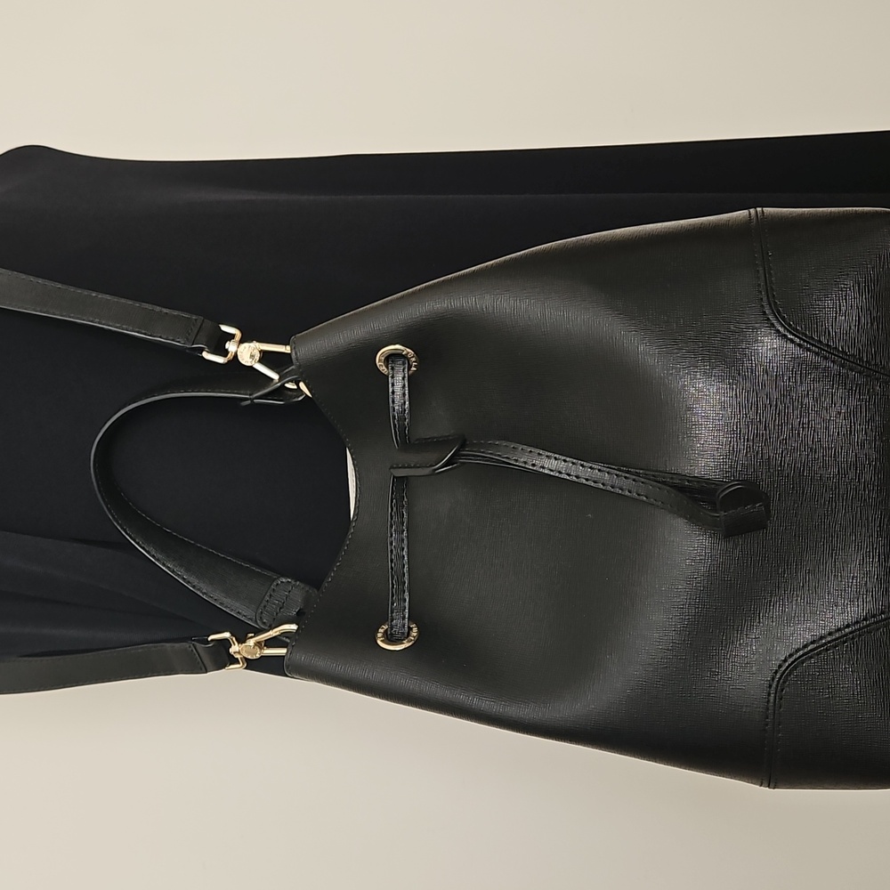 Furla Bucket Shoulder Bag. - Picture 6 of 13